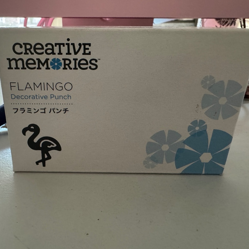 Creative Memories Flamingo Decorative Punch NIB
